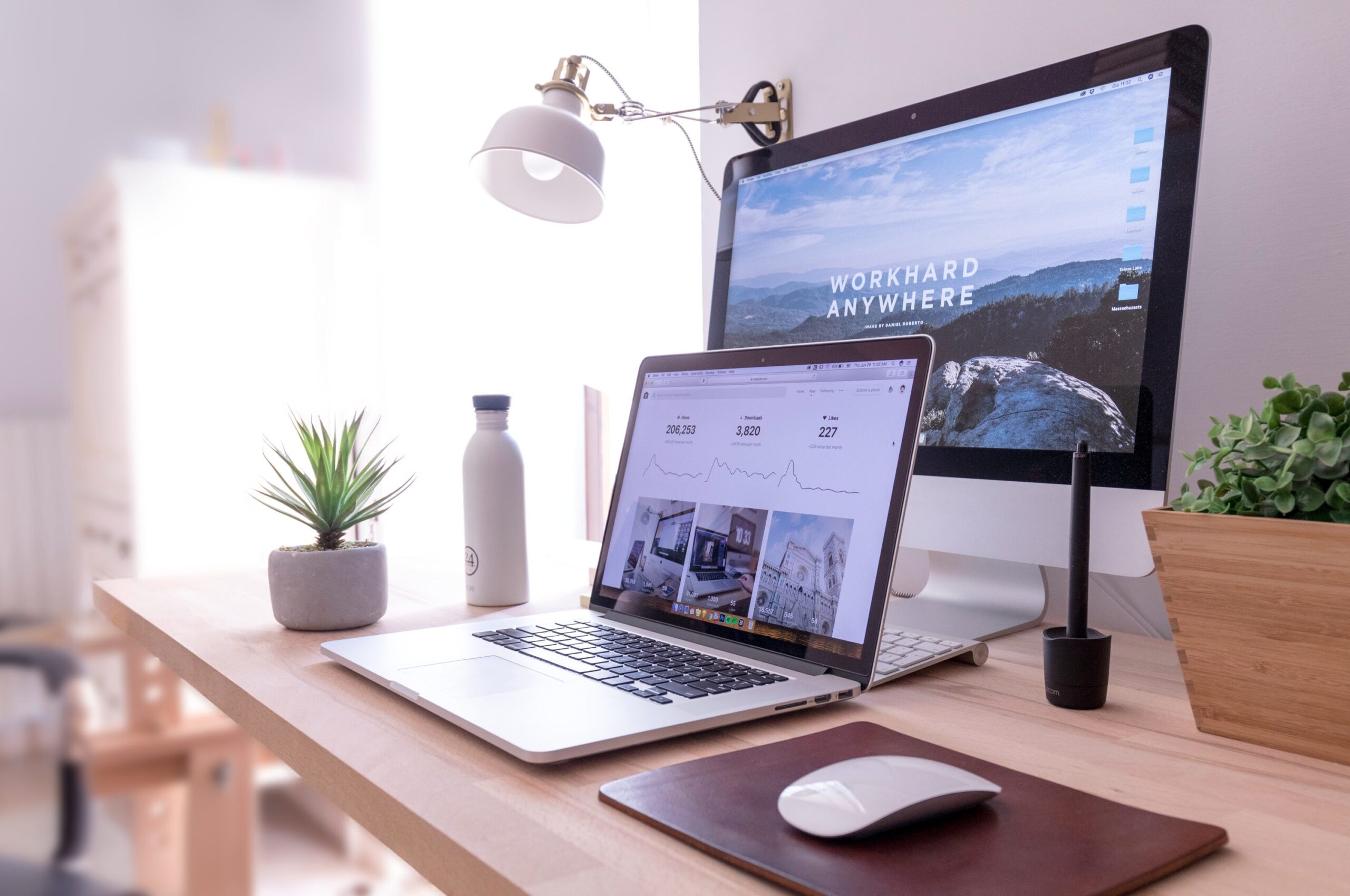 How many pages should a website have
